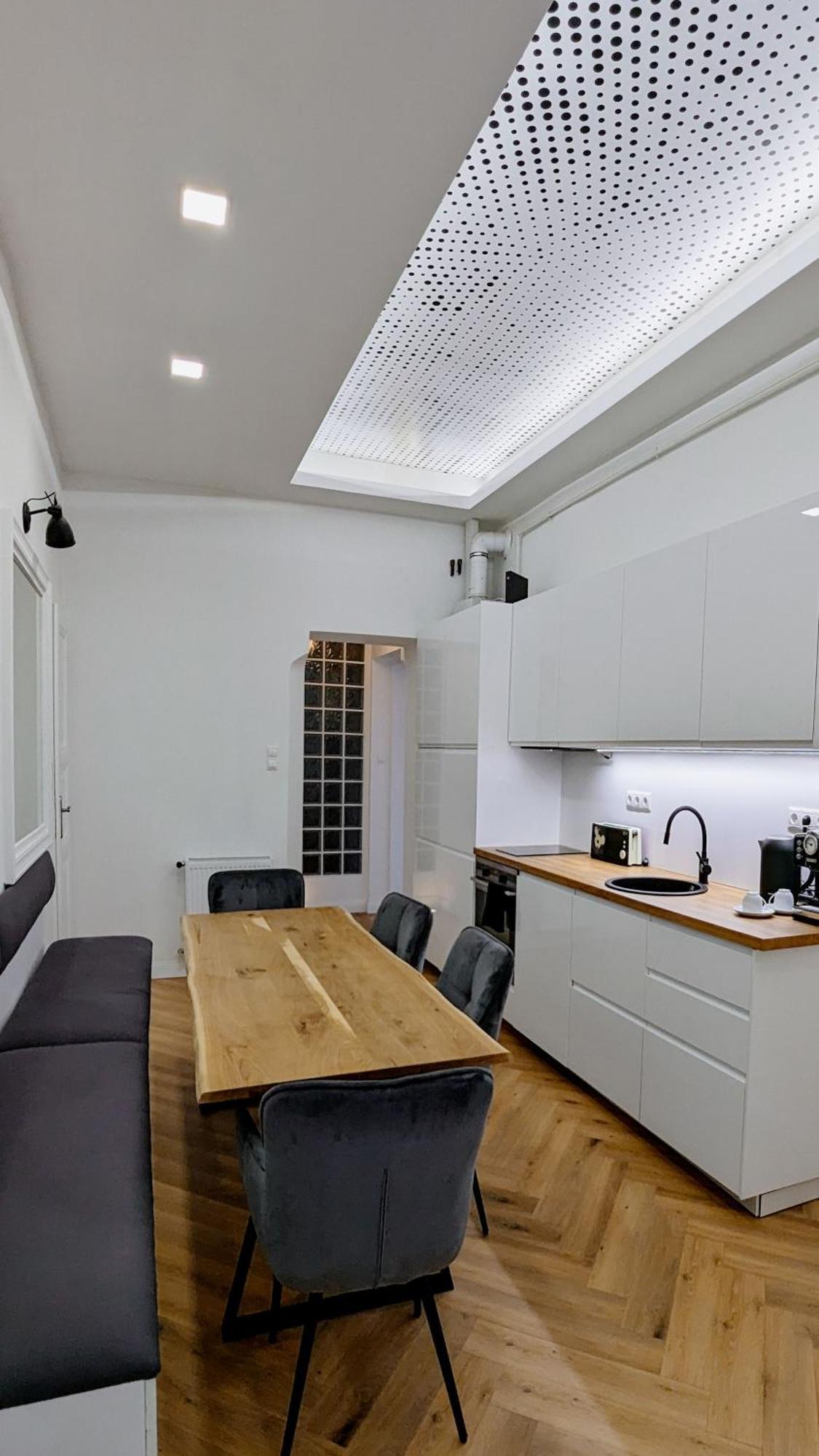 Pedestrian Apartment, The Best Location Будапеща Екстериор снимка